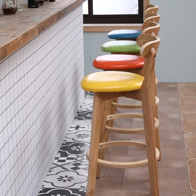 Silla de Bar de madera maciza nórdica, taburete de escritorio delantero Simple y moderno, respaldo alto para el hogar, muebles de salón de moda de lujo