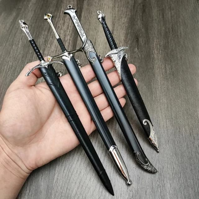 Glamdring Aragorn Narthil espada elfos Anduril arma de la tierra media 22CM Metal Katana espada samurái llavero adornos regalos Juguetes