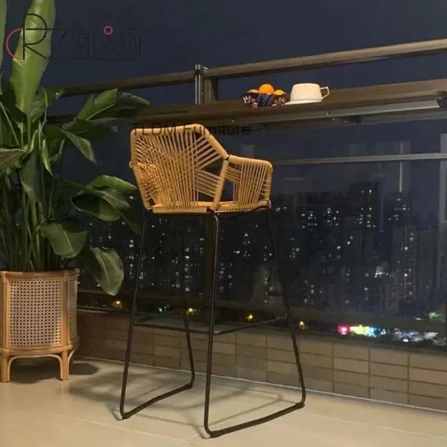 Sillón nórdico de ratán PP, muebles de Bar, sillas de Bar de hierro forjado para cocina, cafetería moderna, restaurante al aire libre, taburetes altos para el hogar