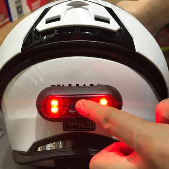 Luz trasera recargable para casco, 4 lámparas, luz trasera para casco de motocicleta y bicicleta, lámpara de advertencia de señal de seguridad, luz LED trasera impermeable